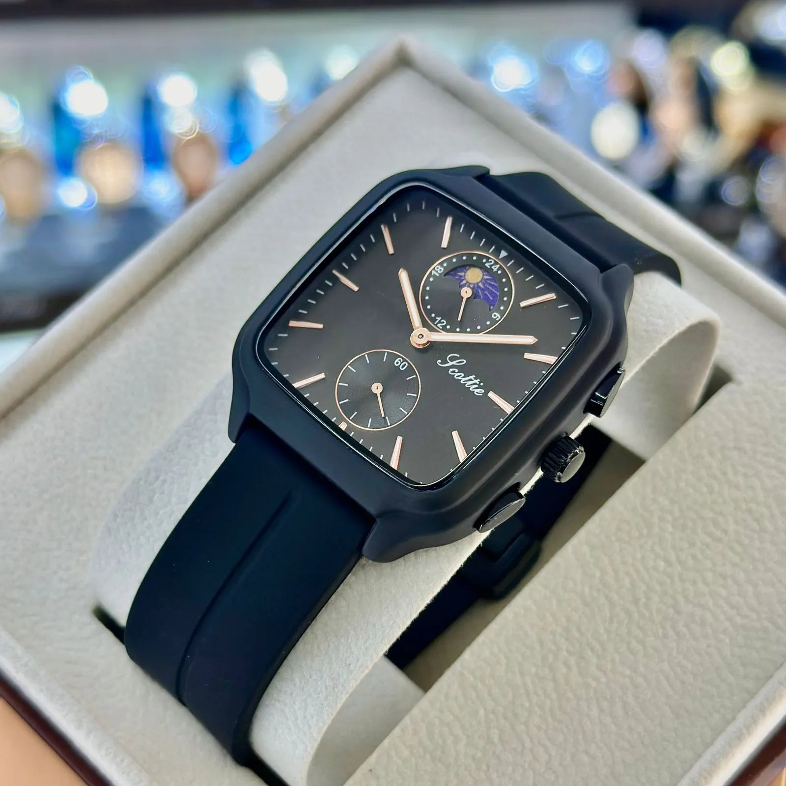 ✨ Reloj SCOTTIE® Fase Lunar